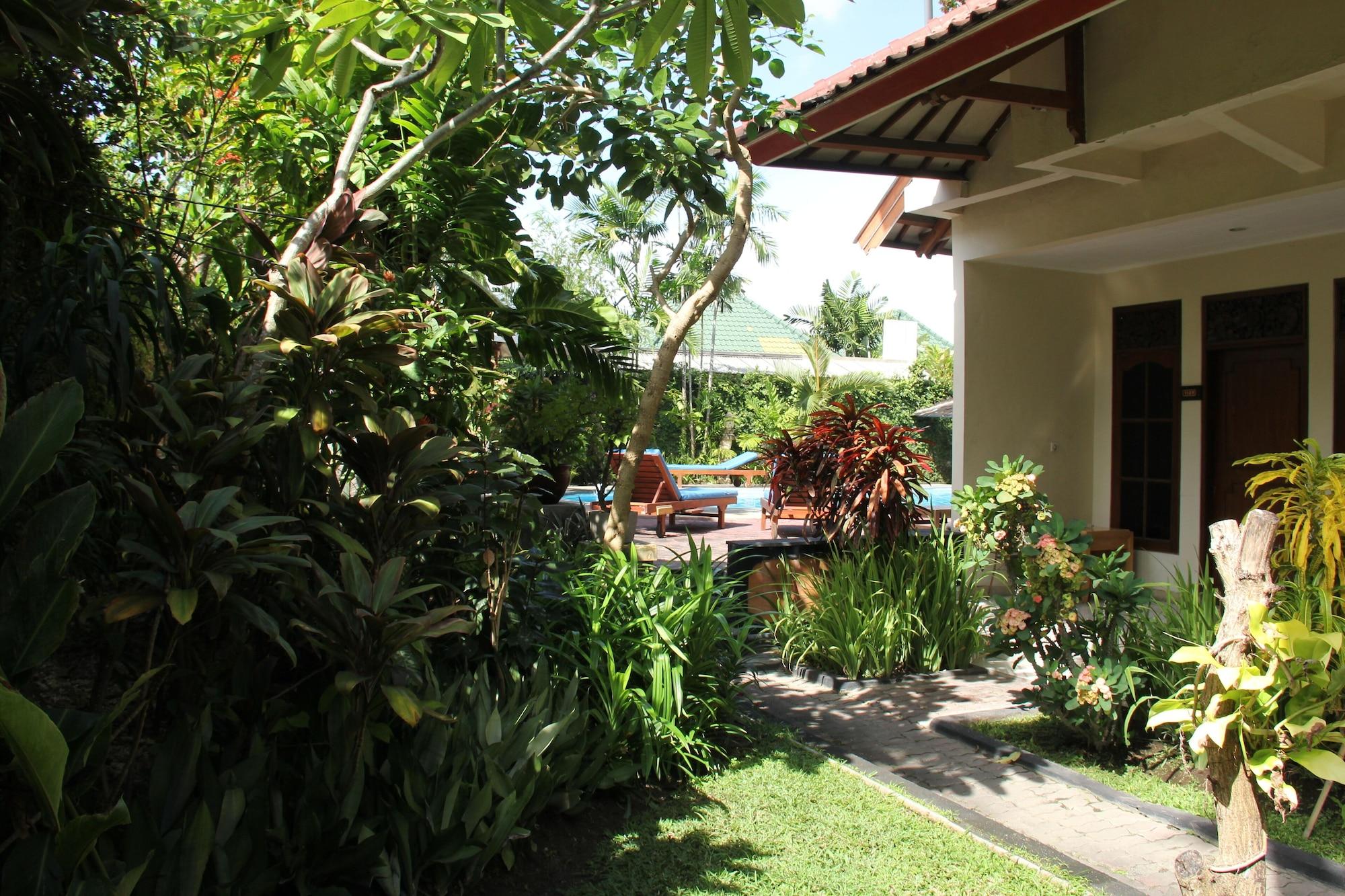 Seminyak Paradiso Hotel Esterno foto